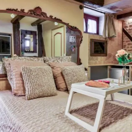 Le Romantique - Terrace & Jardin - Hypercentre - Rent Immo アパート