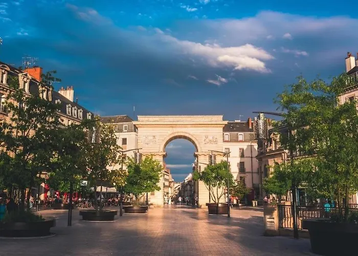 Διαμέρισμα Le Romantique - Terrace & Jardin - Hypercentre - Rent Immo *